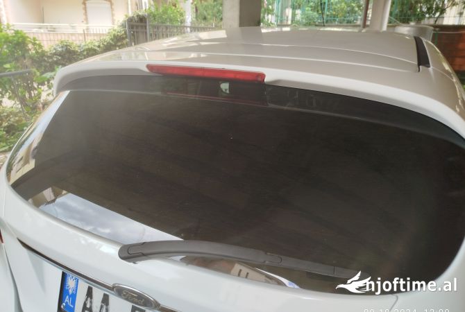Makina ne shitje  ne Tirane - 5,000 Euro
