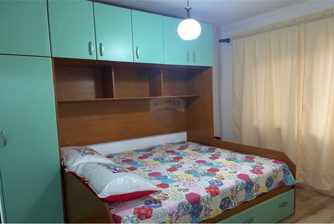 Shtepi me qera 1+1 ne Tirane - 400 Euro