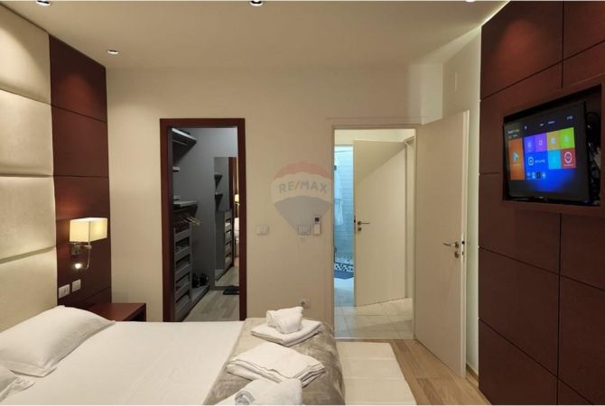 Shtepi me qera 2+1 ne Tirane - 1,800 Euro