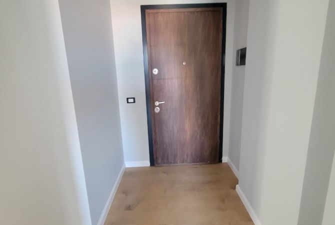 Jepet Apartament 2+1 me qera tek Brryli