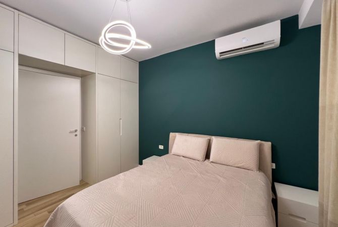 Shtepi me qera Apartament ne Tirane, 2+1, Mobilimi E mobiluar, Pagesa 900  Euro.