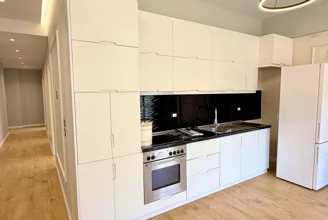 Shtepi me qera 2+1 ne Tirane - 500 Euro