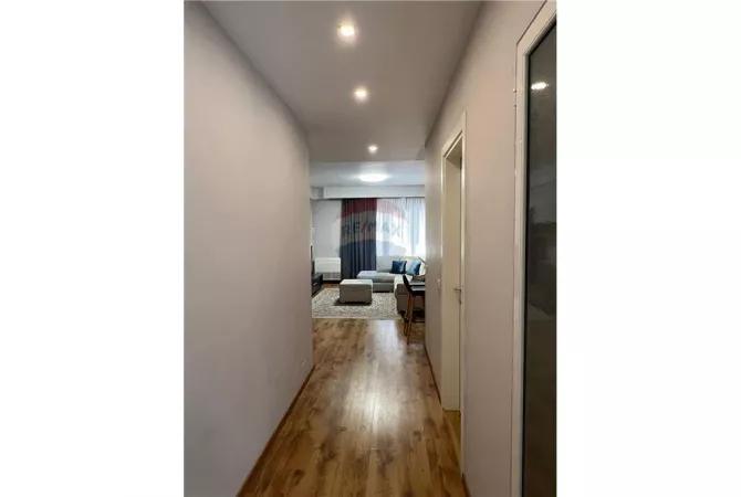 Shtepi me qera Apartament ne Tirane, 2+1, Mobilimi E mobiluar, Pagesa 1,300  Euro.
