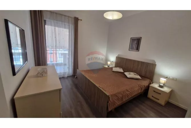 Shtepi me qera 1+1 ne Tirane - 70,000 Leke
