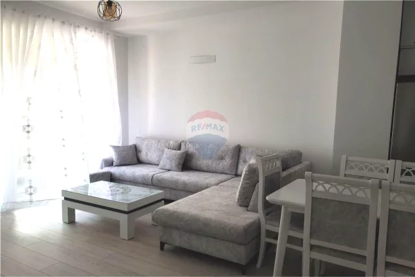 Shtepi me qera 2+1 ne Tirane - 600 Euro
