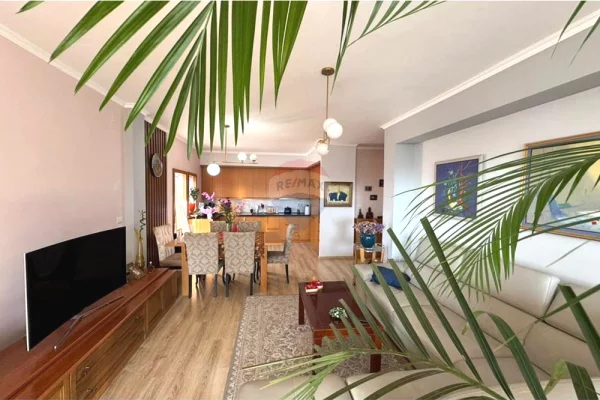 Shtepi me qera 2+1 ne Tirane - 600 Euro