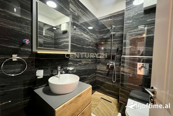 Shtepi me qera Apartament ne Tirane, 2+1, Mobilimi E mobiluar, Pagesa 800  Euro.