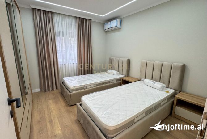 Shtepi me qera Apartament ne Tirane, 2+1, Mobilimi E mobiluar, Pagesa 600  Euro.