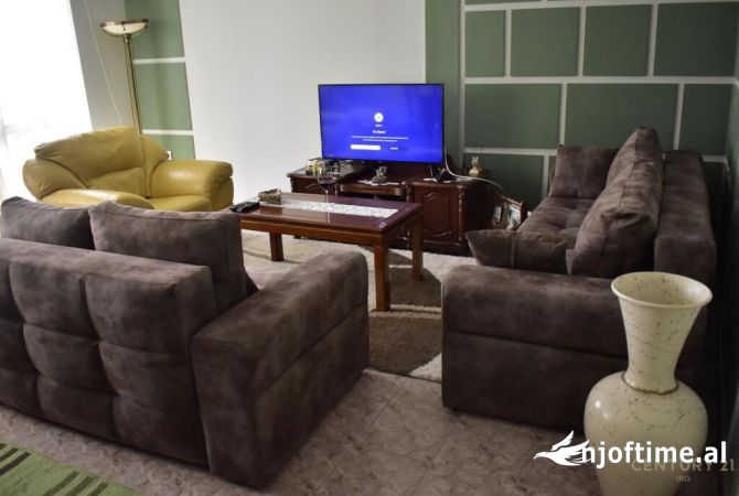Shtepi me qera 2+1 ne Tirane - 850 Euro