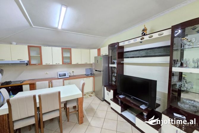 Shtepi me qera 2+1 ne Tirane - 500 Euro