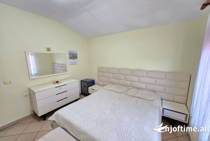 Shtepi me qera Apartament ne Tirane, 2+1, Mobilimi E mobiluar, Pagesa 500  Euro.