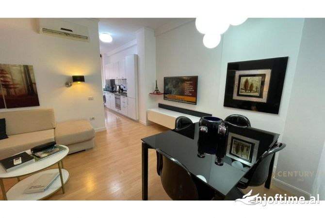 Shtepi me qera Apartament ne Tirane, 1+1, Mobilimi E mobiluar, Pagesa 600  Euro.