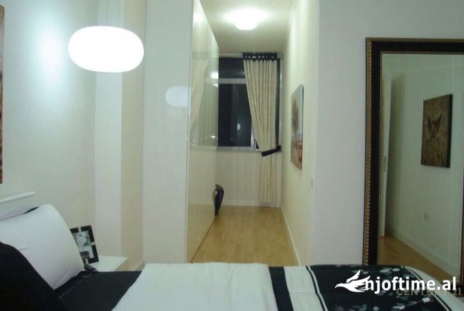 Shtepi me qera Apartament ne Tirane, 1+1, Mobilimi E mobiluar, Pagesa 600  Euro.
