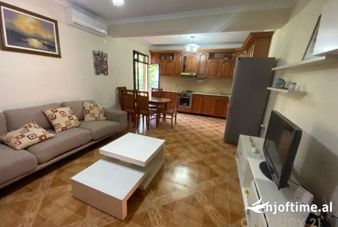 Shtepi me qera 2+1 ne Tirane - 500 Euro