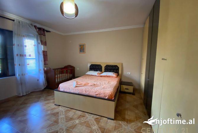 Shtepi me qera 2+1 ne Tirane - 500 Euro