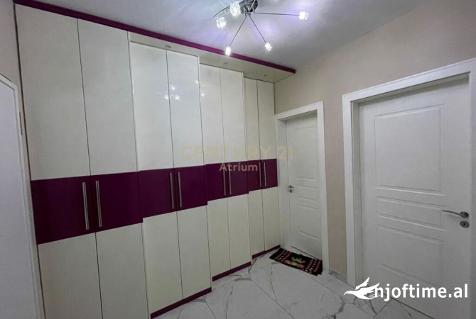 Shtepi me qera Apartament ne Tirane, 2+1, Mobilimi E mobiluar, Pagesa 500  Euro.