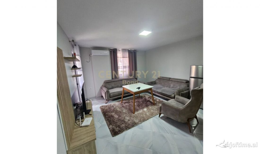 Shtepi me qera Apartament ne Tirane, 1+1, Mobilimi E mobiluar, Pagesa 500  Euro.