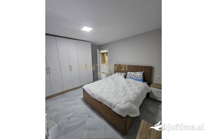 Shtepi me qera Apartament ne Tirane, 1+1, Mobilimi E mobiluar, Pagesa 500  Euro.