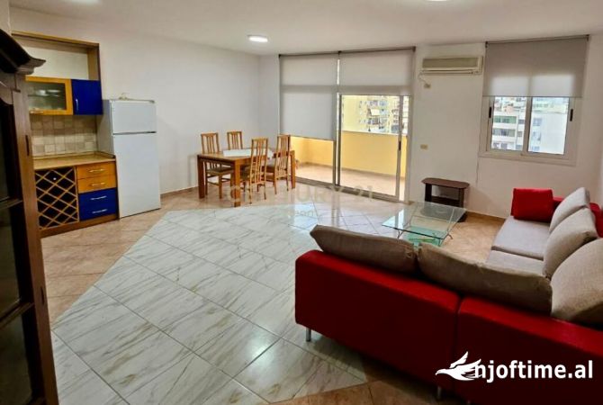 Shtepi me qera 2+1 ne Tirane - 650 Euro