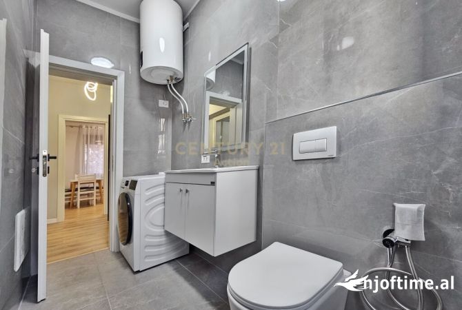 Shtepi me qera Apartament ne Tirane, 1+1, Mobilimi E mobiluar, Pagesa 650  Euro.