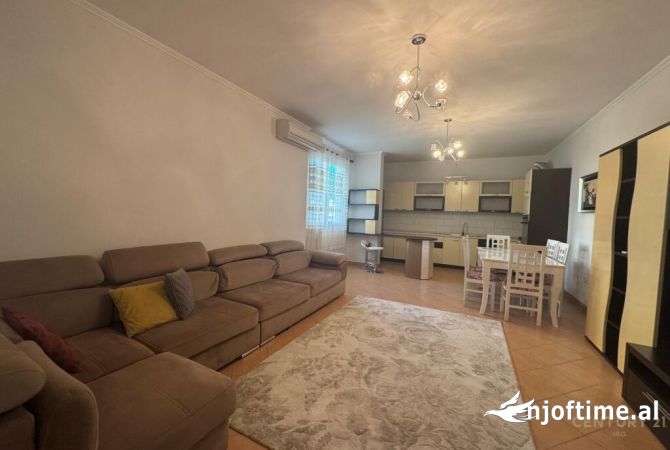 Shtepi me qera 2+1 ne Tirane - 500 Euro