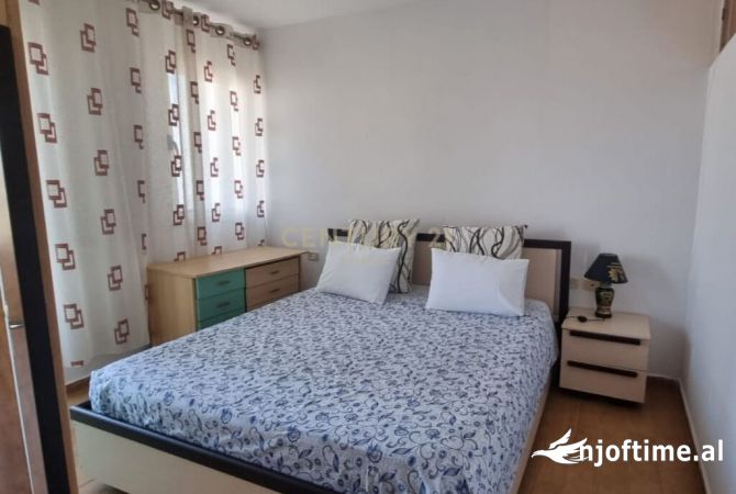 Shtepi me qera 2+1 ne Tirane - 550 Euro