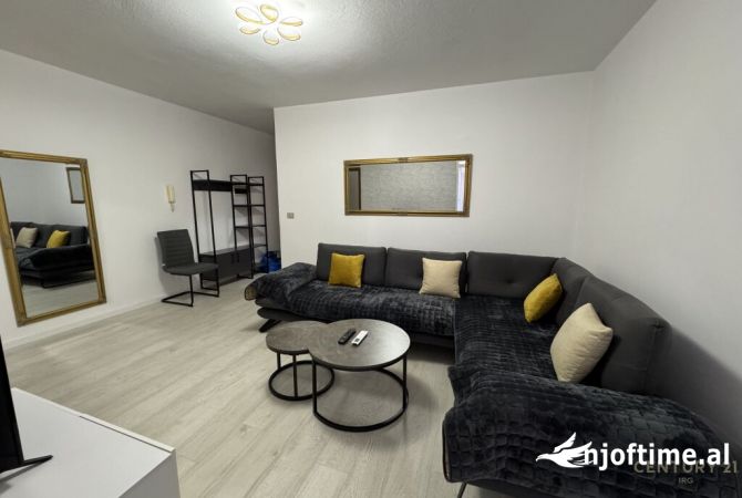 Shtepi me qera 1+1 ne Tirane - 680 Euro