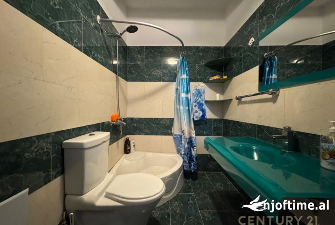 Shtepi me qera Apartament ne Tirane, Garsoniere, Mobilimi E mobiluar, Pagesa 450  Euro.