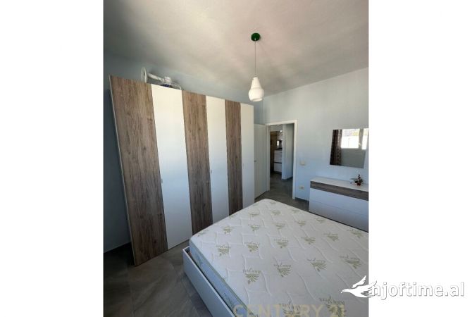 Shtepi me qera Apartament ne Tirane, 1+1, Mobilimi E mobiluar, Pagesa 450  Euro.