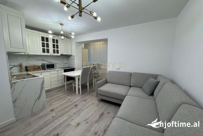 Shtepi me qera Apartament ne Tirane, 2+1, Mobilimi E mobiluar, Pagesa 650  Euro.