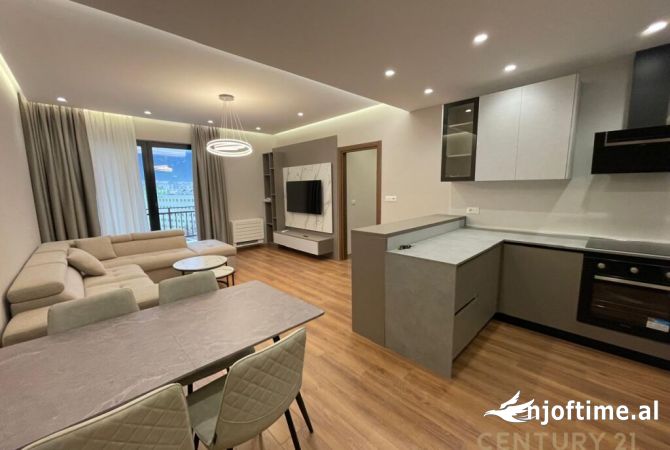 Shtepi me qera 2+1 ne Tirane - 830 Euro