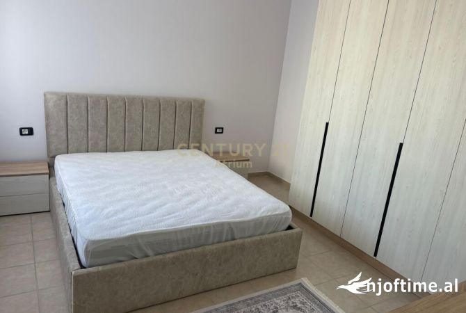 Shtepi me qera 2+1 ne Tirane - 500 Euro