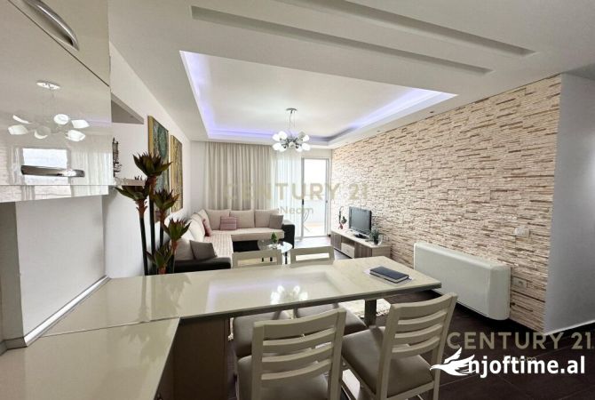 Shtepi me qera Apartament ne Tirane, 2+1, Mobilimi E mobiluar, Pagesa 650  Euro.