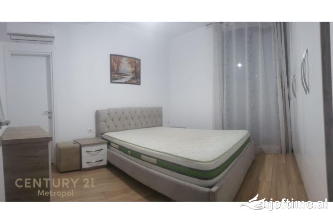 Shtepi me qera Apartament ne Tirane, 2+1, Mobilimi E mobiluar, Pagesa 700  Euro.