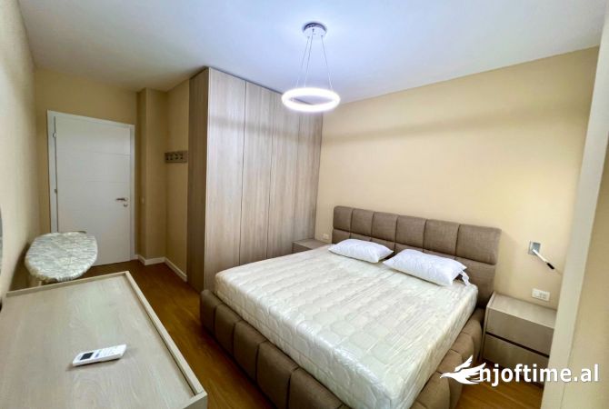 Shtepi me qera Apartament ne Tirane, 1+1, Mobilimi E mobiluar, Pagesa 750  Euro.