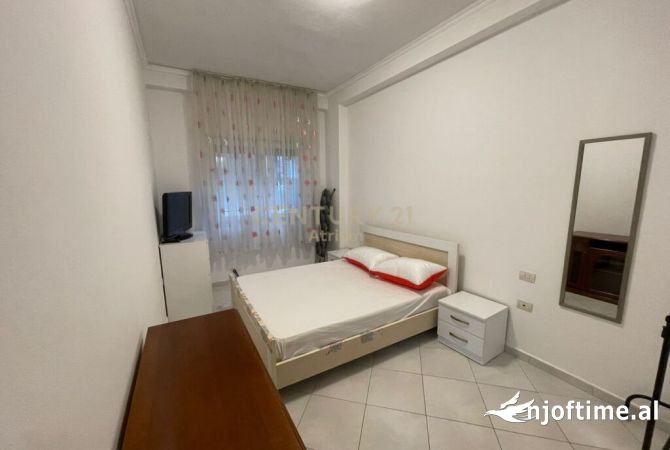 Shtepi me qera 2+1 ne Tirane - 500 Euro