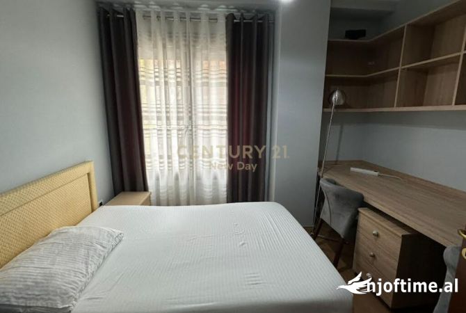 Shtepi me qera Apartament ne Tirane, 2+1, Mobilimi E mobiluar, Pagesa 800  Euro.