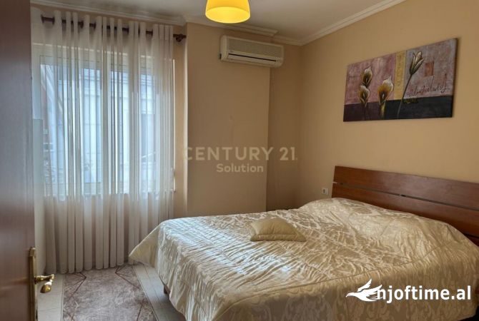 Shtepi me qera Apartament ne Tirane, 1+1, Mobilimi E mobiluar, Pagesa 450  Euro.