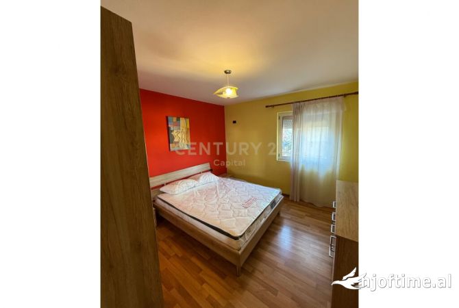 Shtepi me qera Apartament ne Tirane, 1+1, Mobilimi E mobiluar, Pagesa 500  Euro.