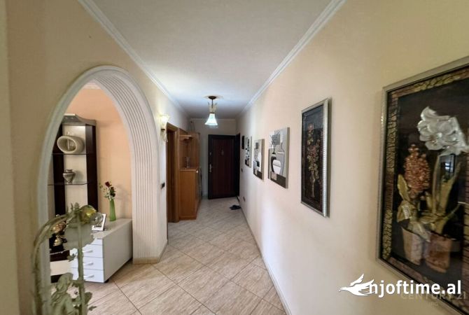 Shtepi ne shitje 2+1 ne Tirane - 200,000 Euro