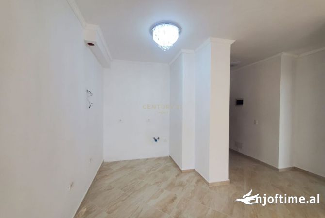 Shtepi ne shitje 1+1 ne Tirane - 87,000 Euro