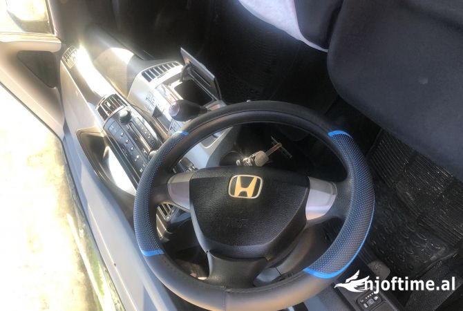 Auto in Vendita  a Berat - 4,200 Euro