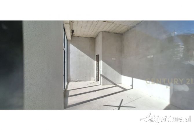 Business Property in Sale 1+1 in Durres - 76,000 Euro