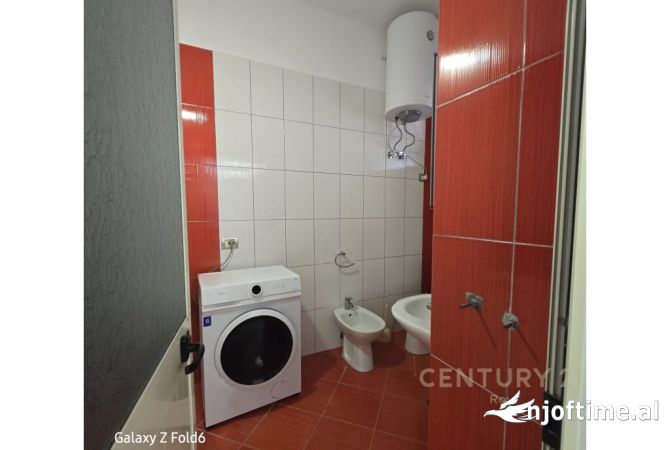 Shtepi ne shitje Apartament ne Durres, 1+1, Mobilimi E mobiluar, Pagesa 240,000  Euro.
