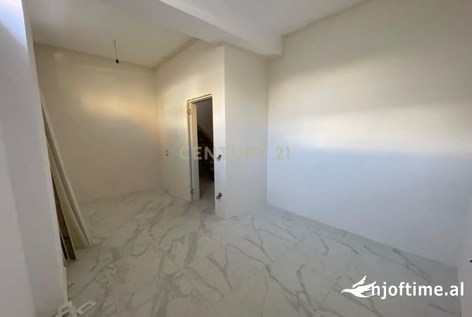 Shtepi ne shitje 3+1 ne Durres - 129,000 Euro