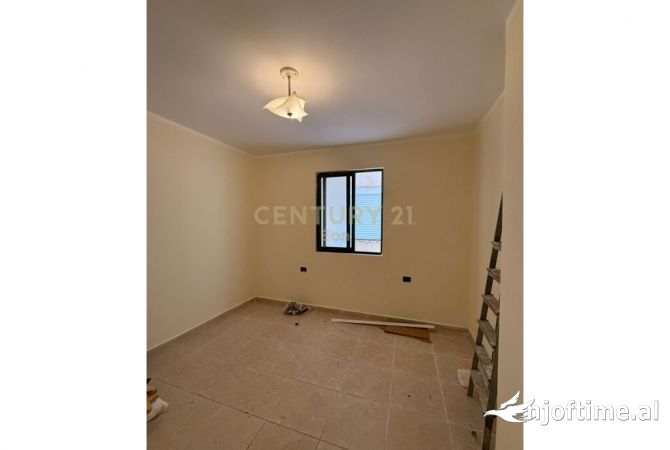Shtepi ne shitje 2+1 ne Durres - 105,000 Euro