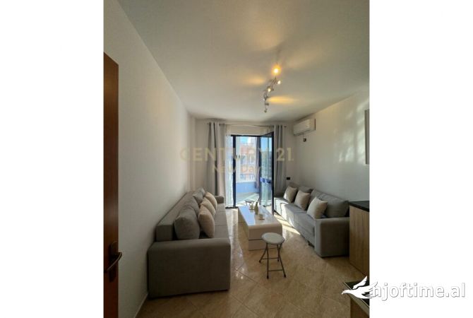 Shtepi ne shitje Apartament ne Durres, Garsoniere, Mobilimi E mobiluar, Pagesa 47,000  Euro.