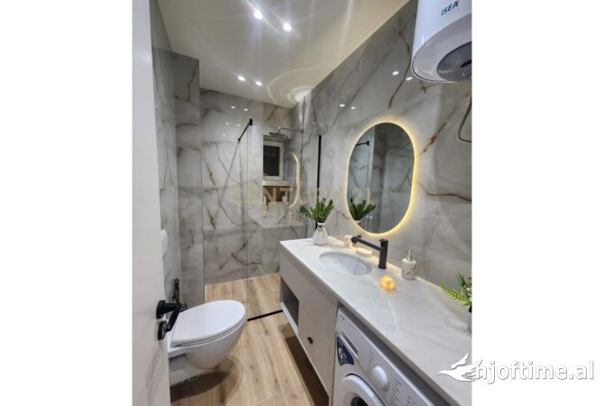 Shtepi ne shitje Apartament ne Durres, 1+1, Mobilimi E mobiluar, Pagesa 120,000  Euro.