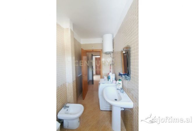 Shtepi ne shitje Apartament ne Durres, 1+1, Mobilimi E mobiluar, Pagesa 78,000  Euro.