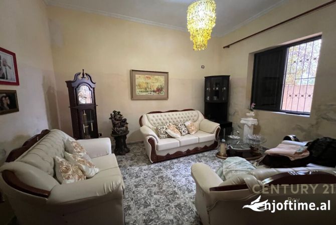 Shtepi ne shitje 5+1 ne Durres - 150,000 Euro